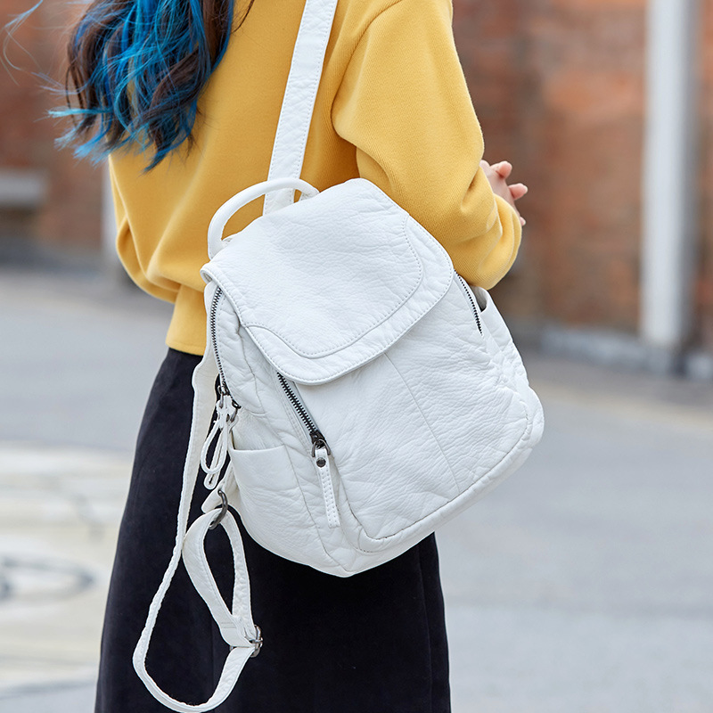 Women Bags White - Sac à dos en cuir lavé