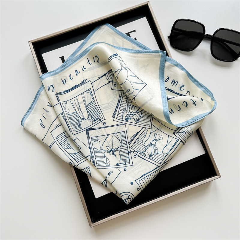 Foulard carré vintage en satin - Women Bags White avis et prix