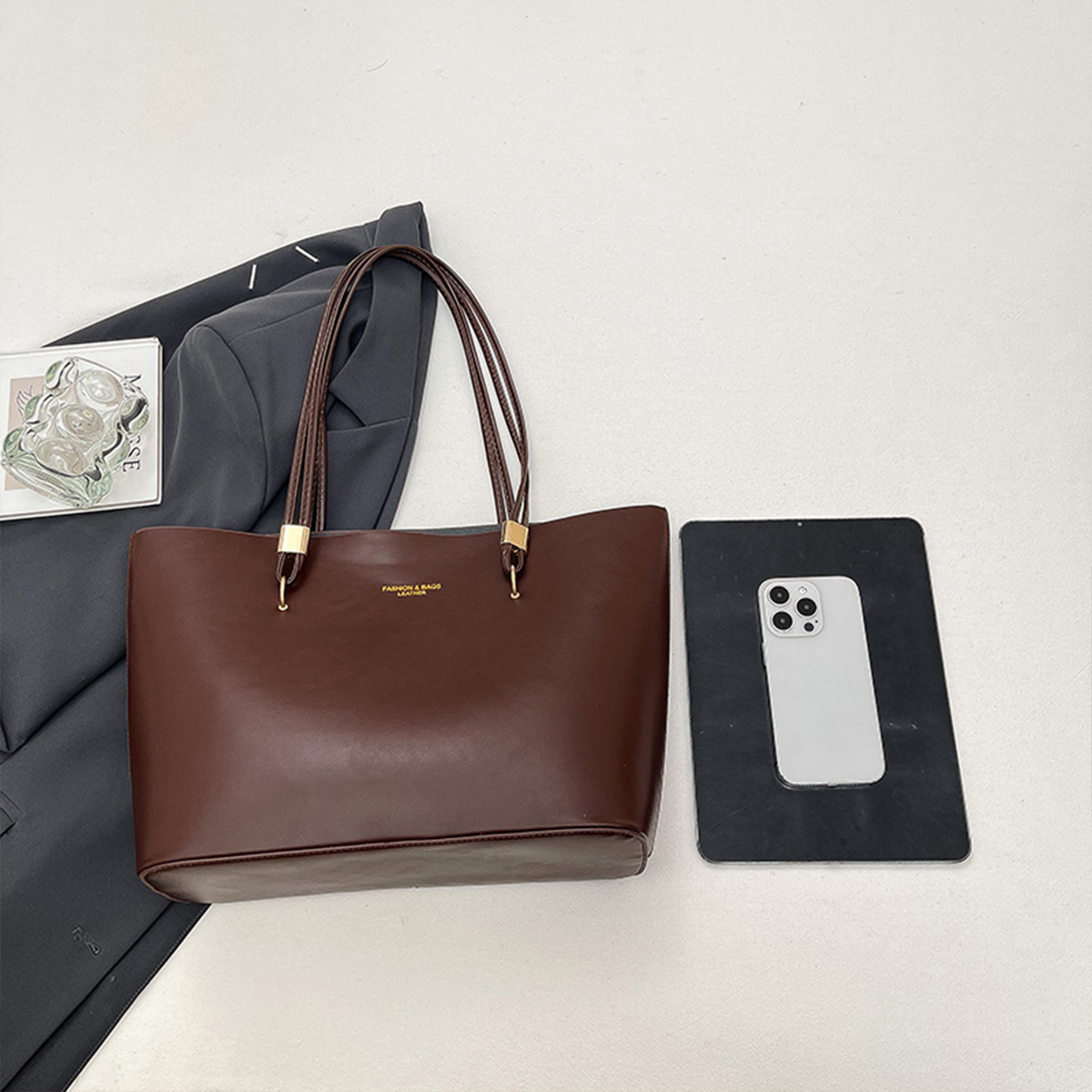 Sac fourre-tout tendance pour  - Women Bags Gold avis et prix